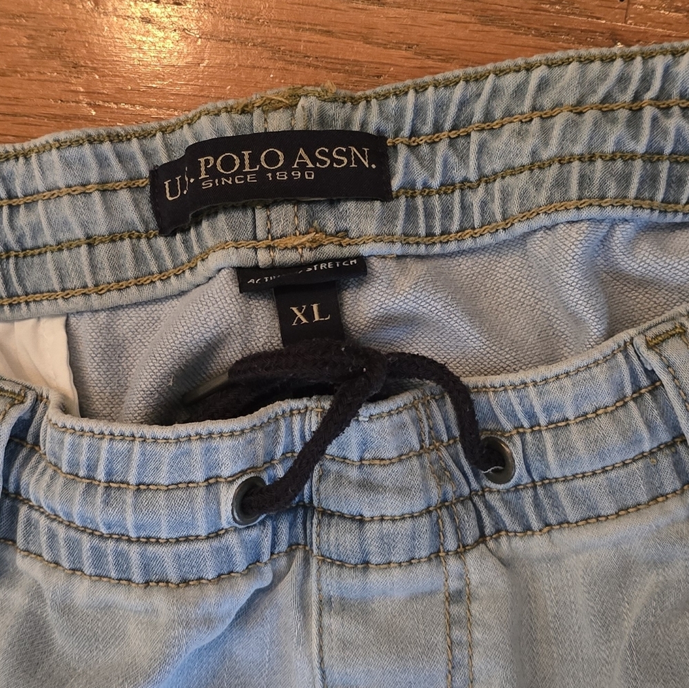 U.S. Polo Assn. Men’s Drawstring Jean Shorts – Light Wash Size XL - Picture 3 of 5